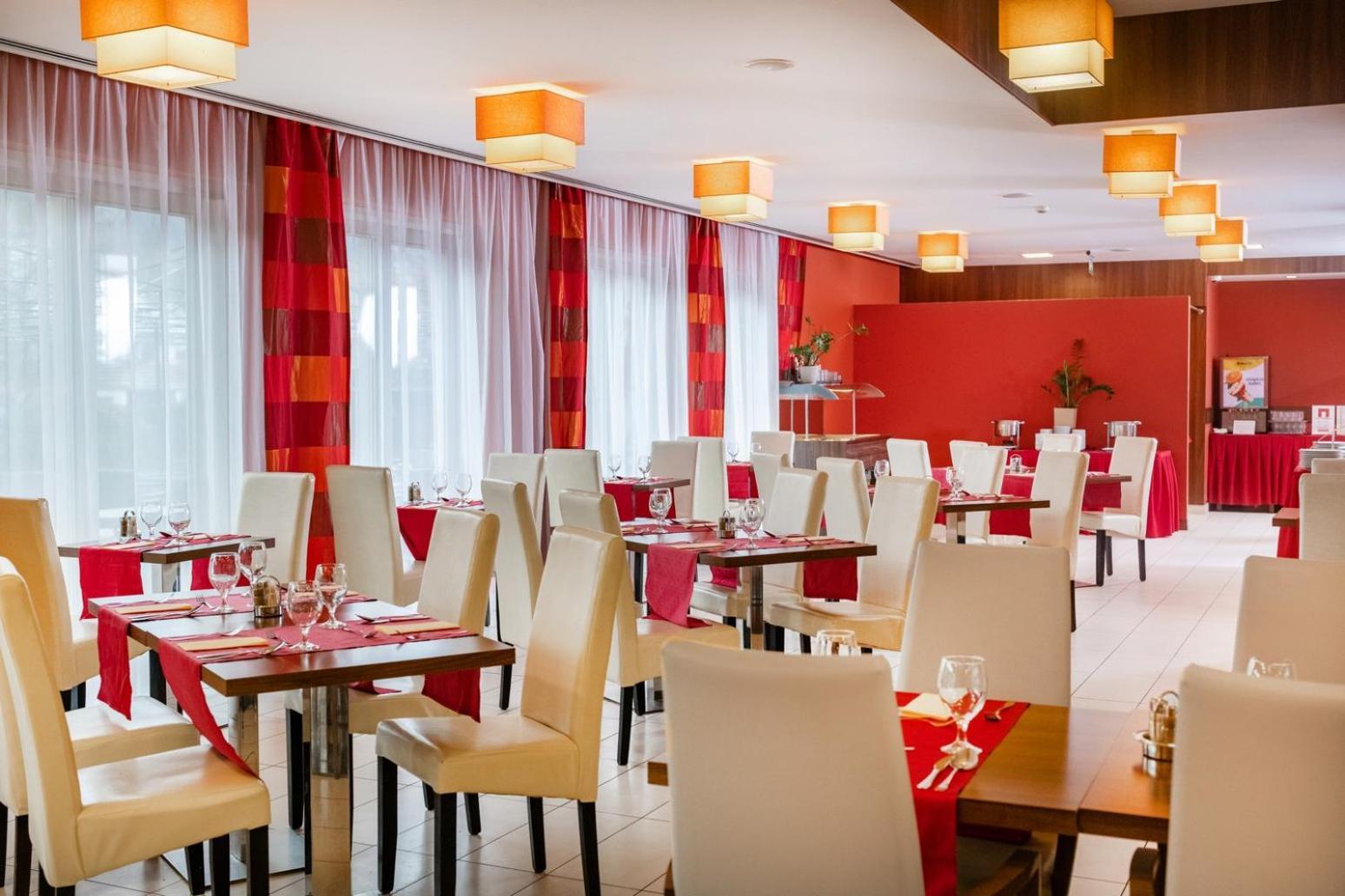 Royal Club 4* Visegrad