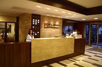 Royal Club