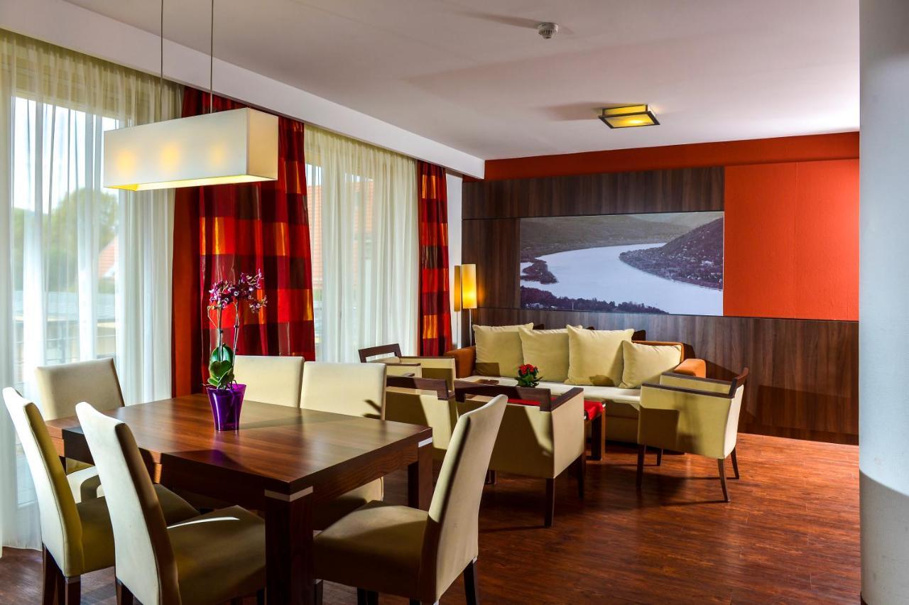Royal Club